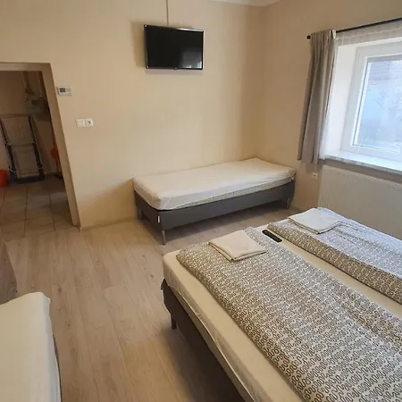 Apartman *